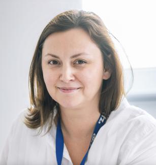 Dr Ana Banito